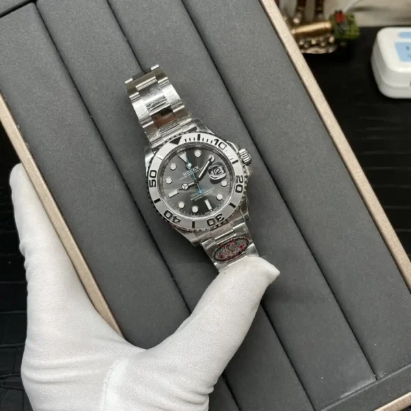 Alternative view of Superclone Rolex Yacht-Master Rhodium Dial 126622 40mm