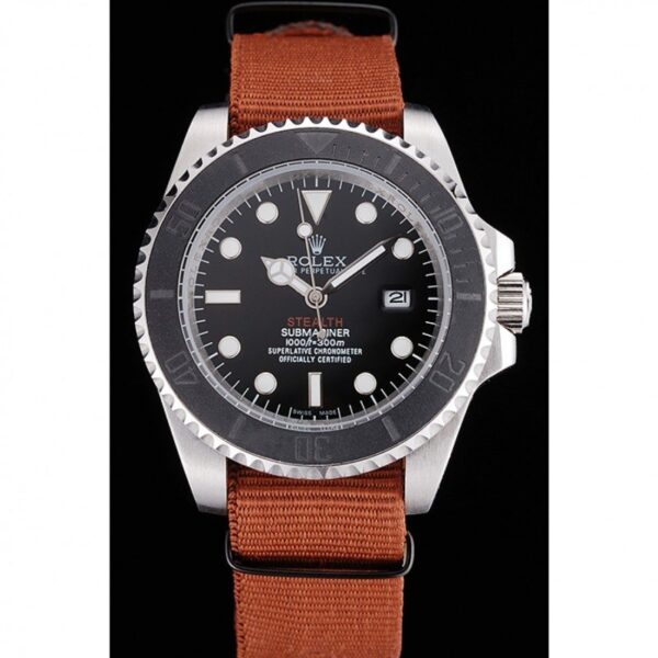 Alternative view of Rolex Submariner 41mm Black Dial RL425 621387