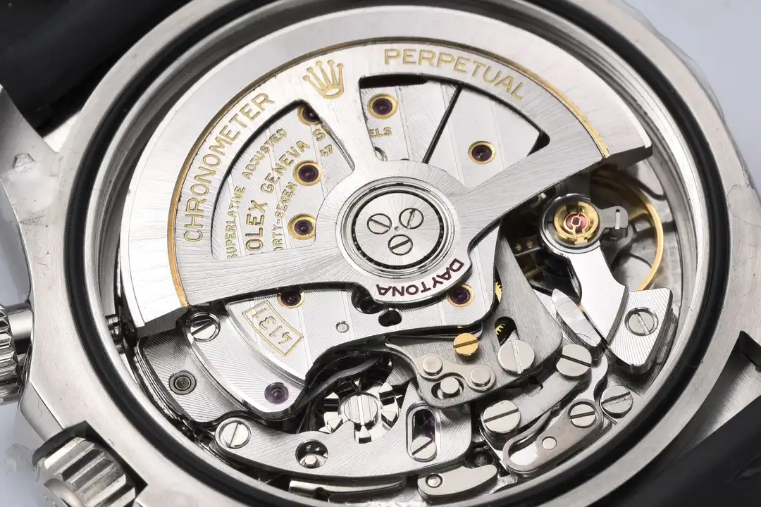 Superclone Rolex Daytona 40 mm Sunburst Dial 126519LN - Image 10