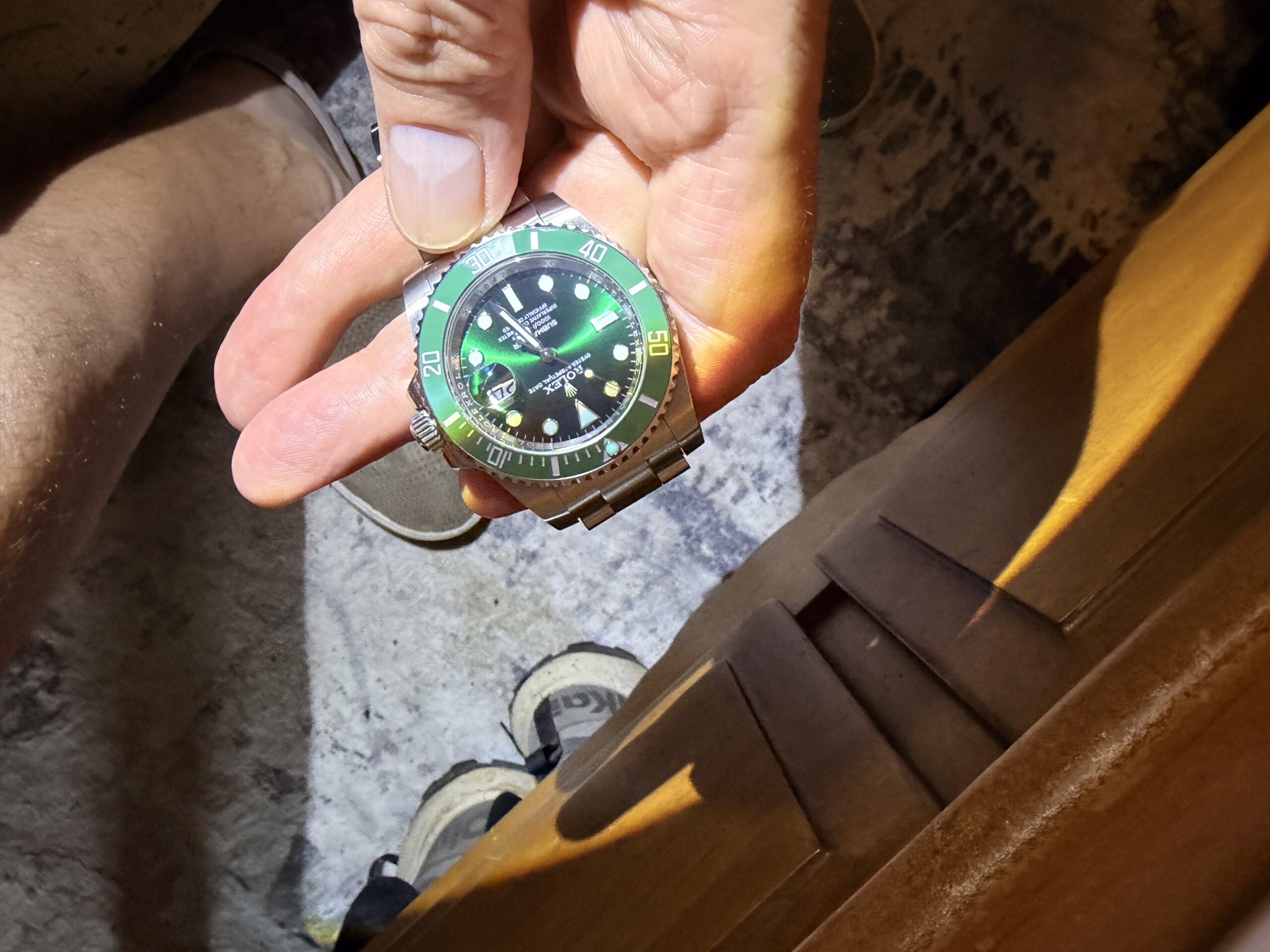 Superclone Rolex Submariner Green Dial 116610LV “Hulk” photo review