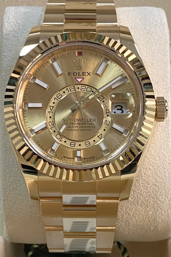 Alternative view of Superclone Rolex Sky-Dweller Champagne Dial 336938