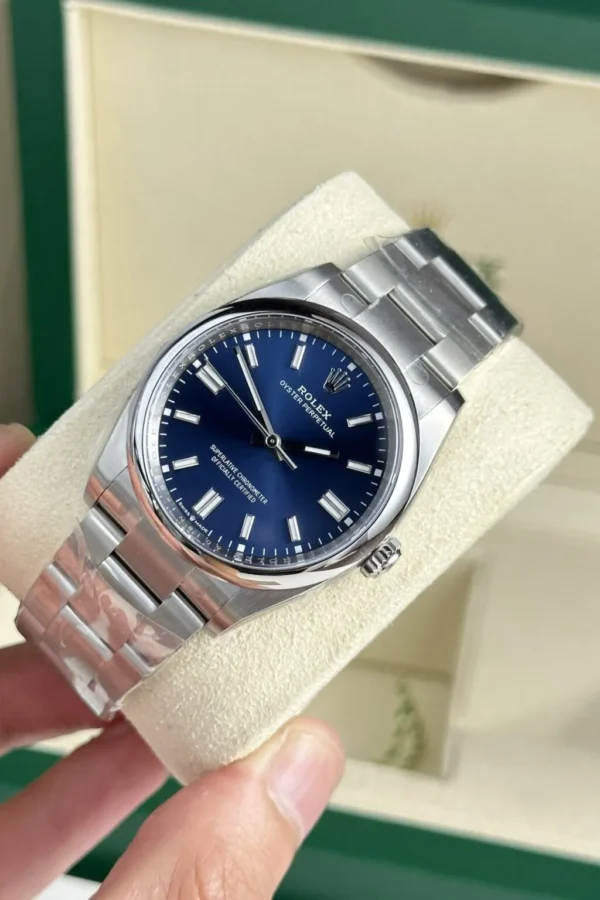 Alternative view of Replica Rolex Oyster Perpetual Lady Blue Dial 126000 36 mm