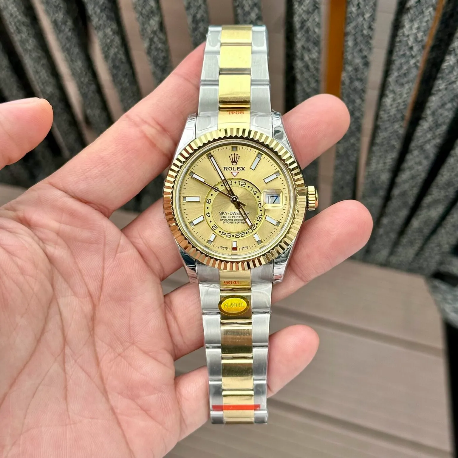 Superclone Rolex Sky-Dweller Champagne Dial 336933 - Image 2