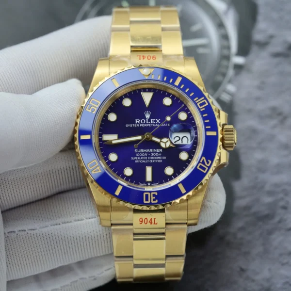 Alternative view of Replica Rolex Submariner Blue Dial 126618LB