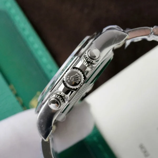 Alternative view of Superclone Rolex Daytona Silver Dial 116509